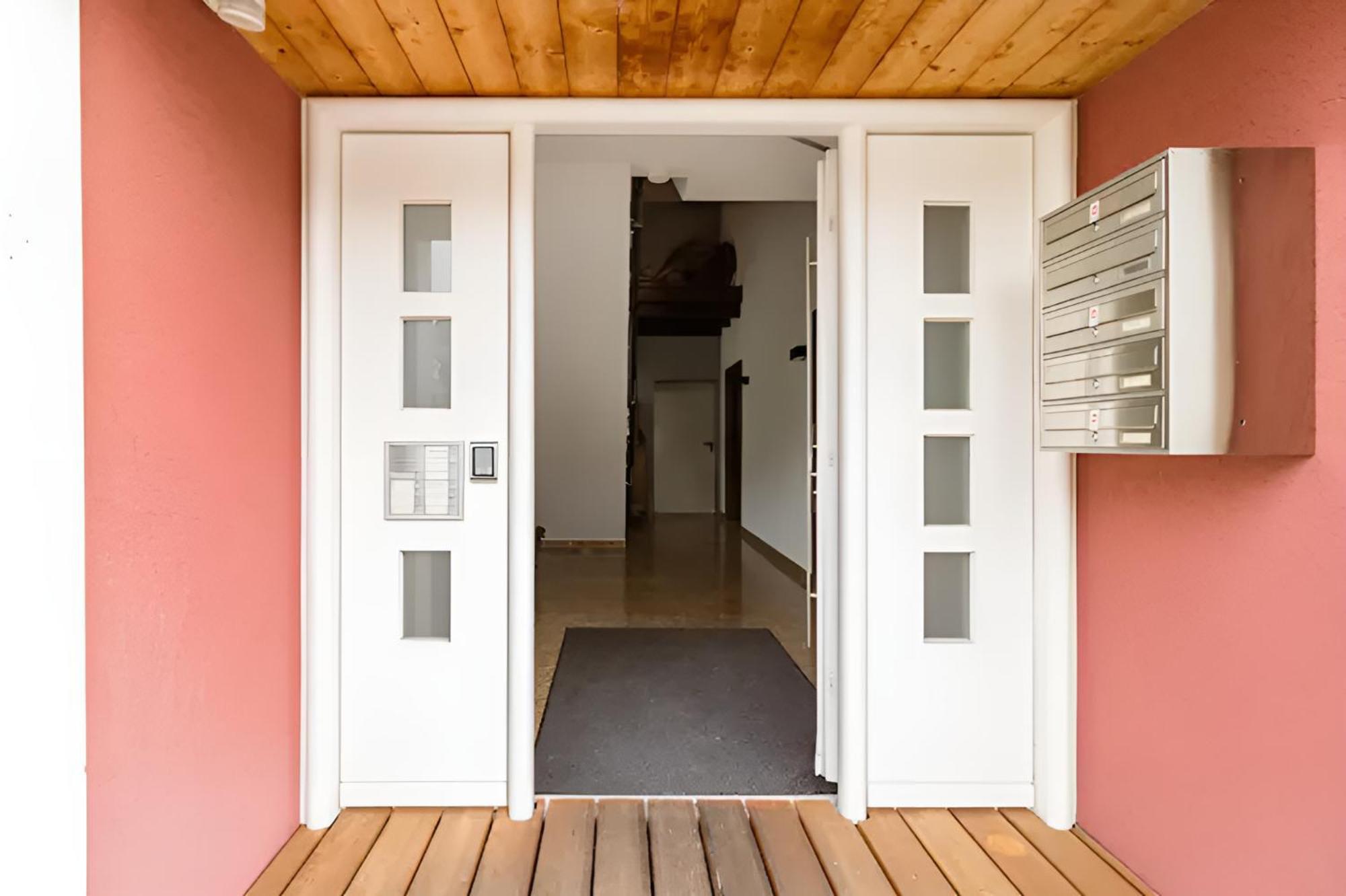 Komfortables Doppelzimmer In Kehl Goldscheuer - 1A Guesthouse Exterior foto